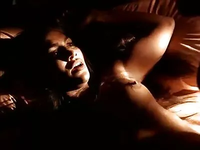 فتاة لا تشوبها شائبة يعطي اللسان افلام سكس اجنبي مترجمه جديده بعد صب الثدي الطبيعي بالماء