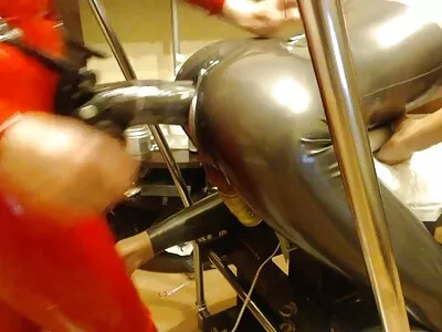 يجري استغلها بسرعة من قبل فتاة ضابطة افلام سكس مترجم عربي جديد الأمن تحصل على حريتها