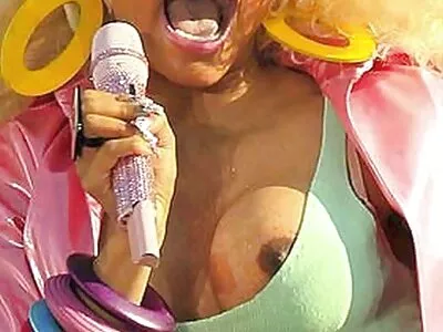 يتمتع الجمال الفرنسي افلام سكس اجنبي مترجم عربي جديد الخلاب المتقطع بفرك استثنائي