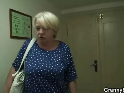 تخفيف التوتر في الكلية برازرز مترجم جديد مع حفلة جنسية جماعية ساخنة