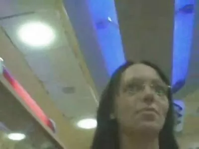 التدليك يحفز سكس اجنبي مترجم جديد العميل مفلس لإعطاء الرجل اللسان لطيف