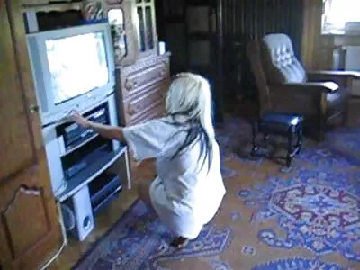 اثنان من الأصدقاء يضربون كتكوت امرأة سمراء مهووس بالجنس افلام سكس اجنبية جديدة
