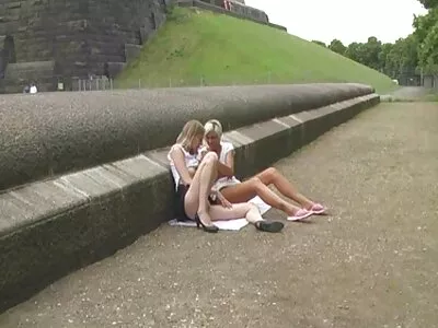 فاتنة مفلس شقراء جميلة مفاوض افلام سكس اجنبية جديدة خبير