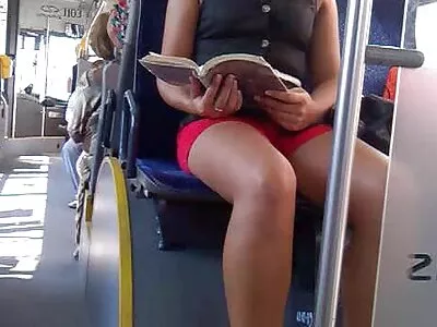 الفتاة ذات الانفجارات تظهر افلام سكس جديد مترجم عربي للرجل أن الجنس أفضل من السرقة