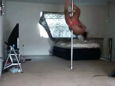 عاهرة سكس هنتاي جديد البرازيل تمتص الديك على الكاميرا وتحصل على مهبلها اصابع الاتهام