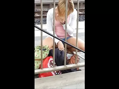 بوس هو الحصول على عموده امتصاص من قبل اثنين من السيدات المكتب افلام سكس جديد مترجم عربي