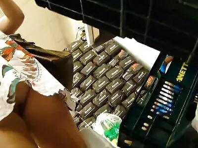 لطيف شقراء في سن المراهقة يحصل خبطت من قبل رجلها على الأريكة سكس مترجم وجديد